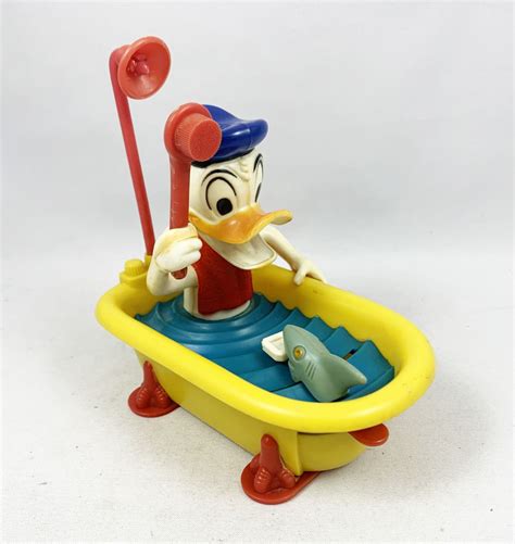 donald duck bath toy 90s.